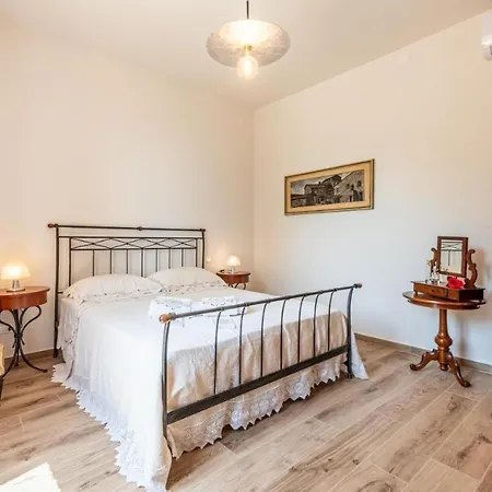 Vertine Countryside بيت للعطل غايولي إن كيانتي